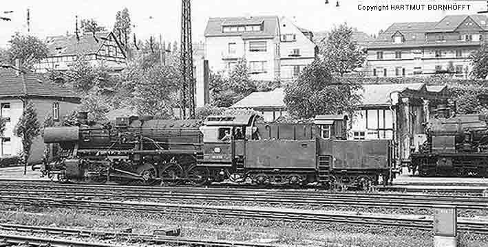 50 2781 beim Betriebswerk Wuppertal-Vohwinkel 1966