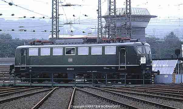 E-Lok auf der Drehscheibe in Wuppertal Vohwinkel 1981