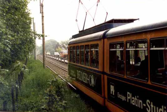 Straßenbahn bei Wieden (Foto Dieter Kraß)